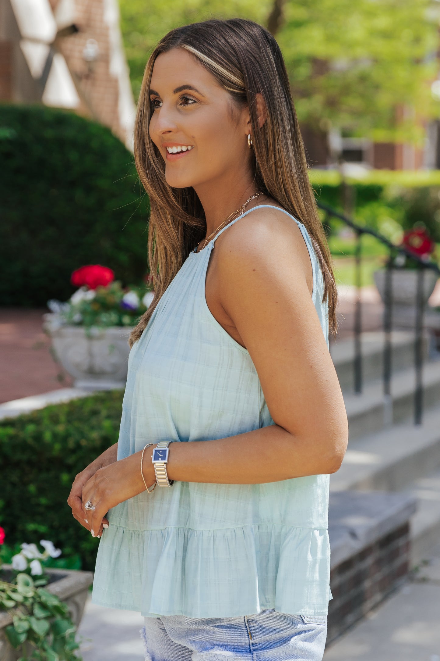 Green Lightweight Ruffle Hem Halter Tank Top
