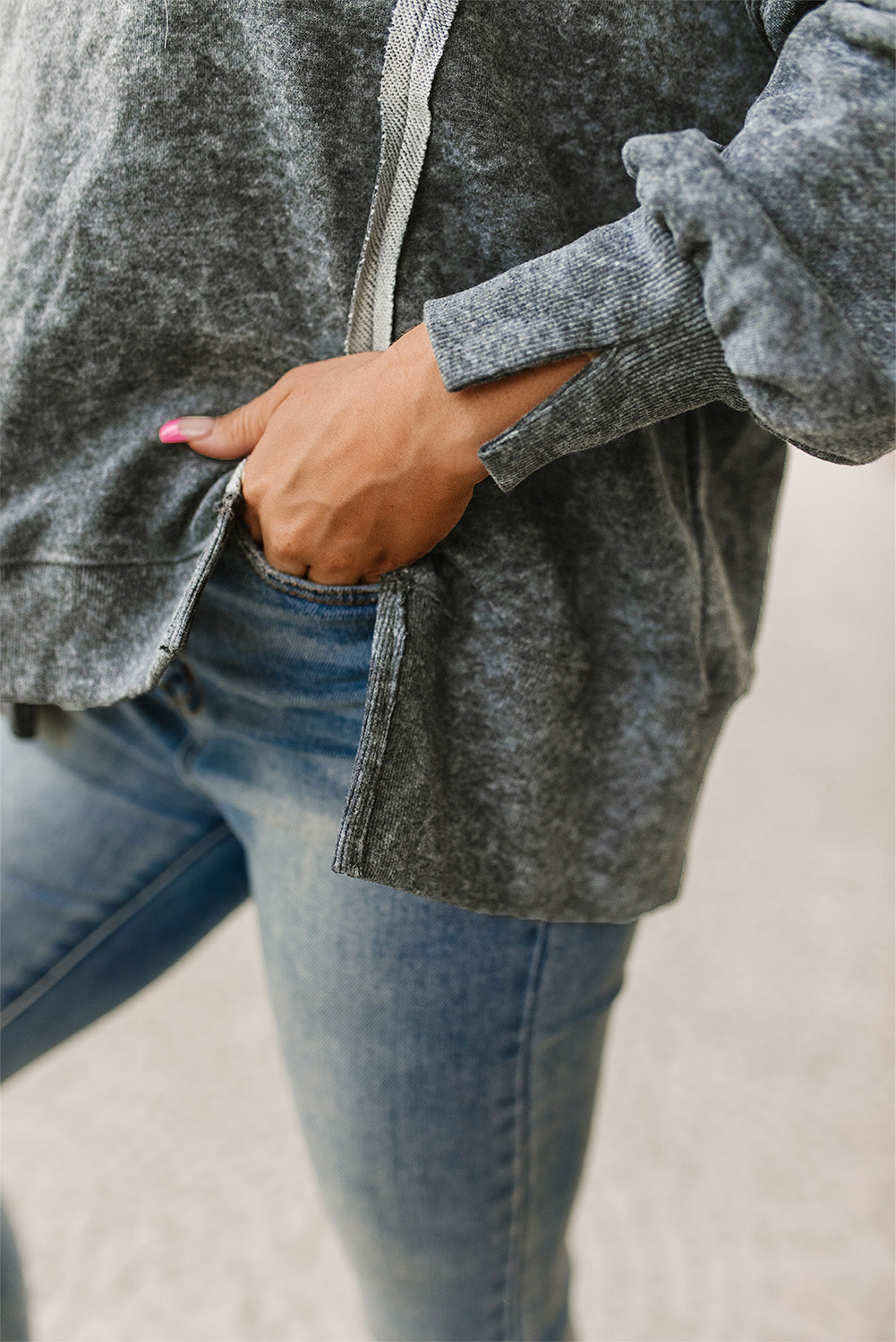 Rose Acid Wash Relaxed Fit Seamed Pullover Sweatshirt with Slits