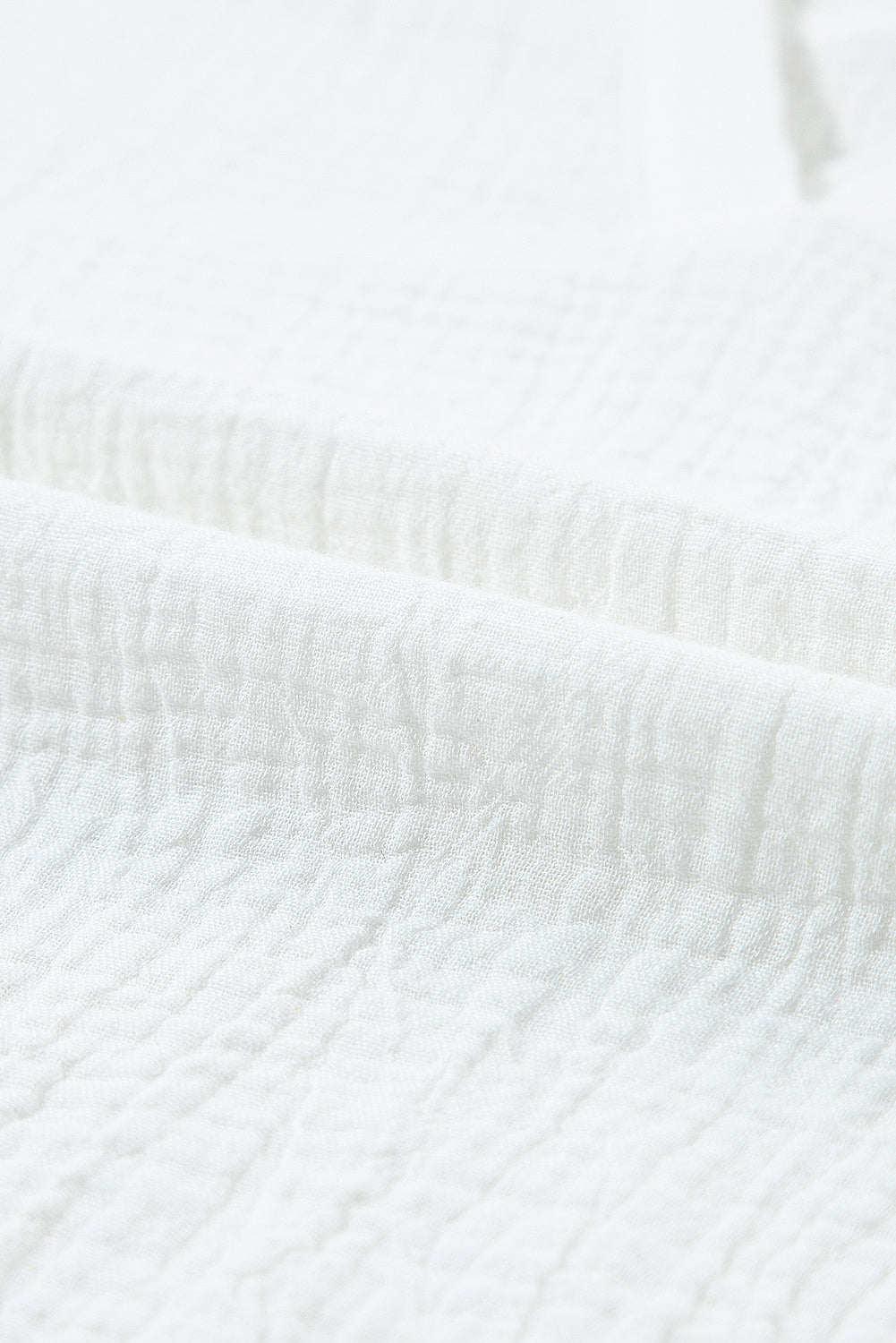 White Crinkled Lace Splicing Sleeve Collared V Neck Blouse