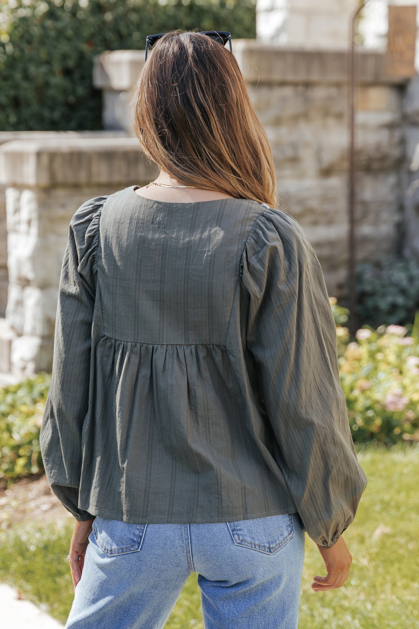 Green Embroidered Split Neck Pleated Loose Blouse