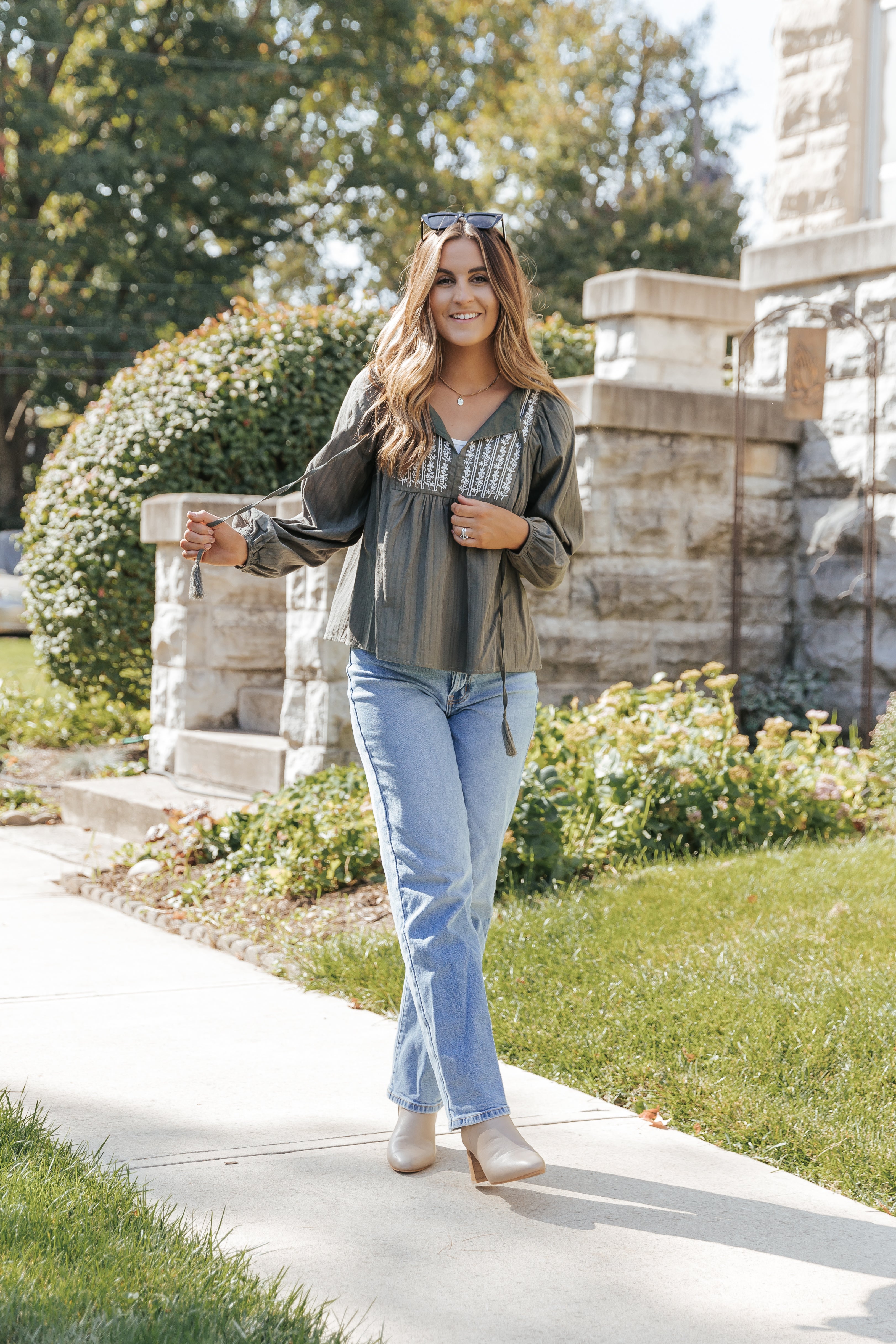 Green Embroidered Split Neck Pleated Loose Blouse