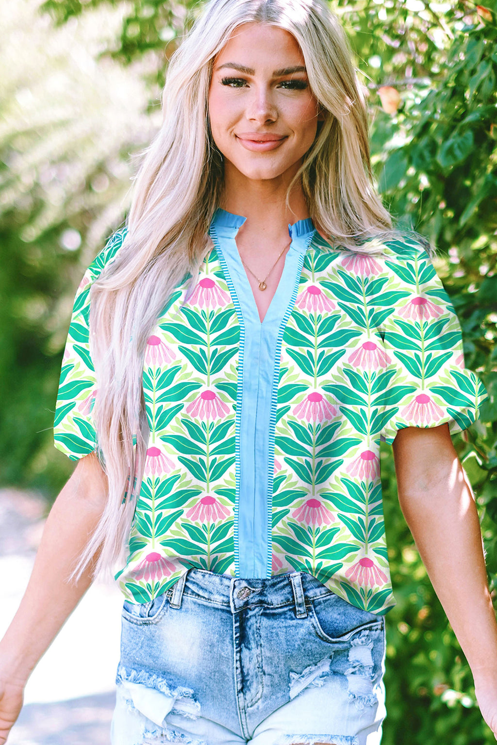 Green Cute Floral Print Short Puff Sleeve Contrast Trim V Neck Blouse