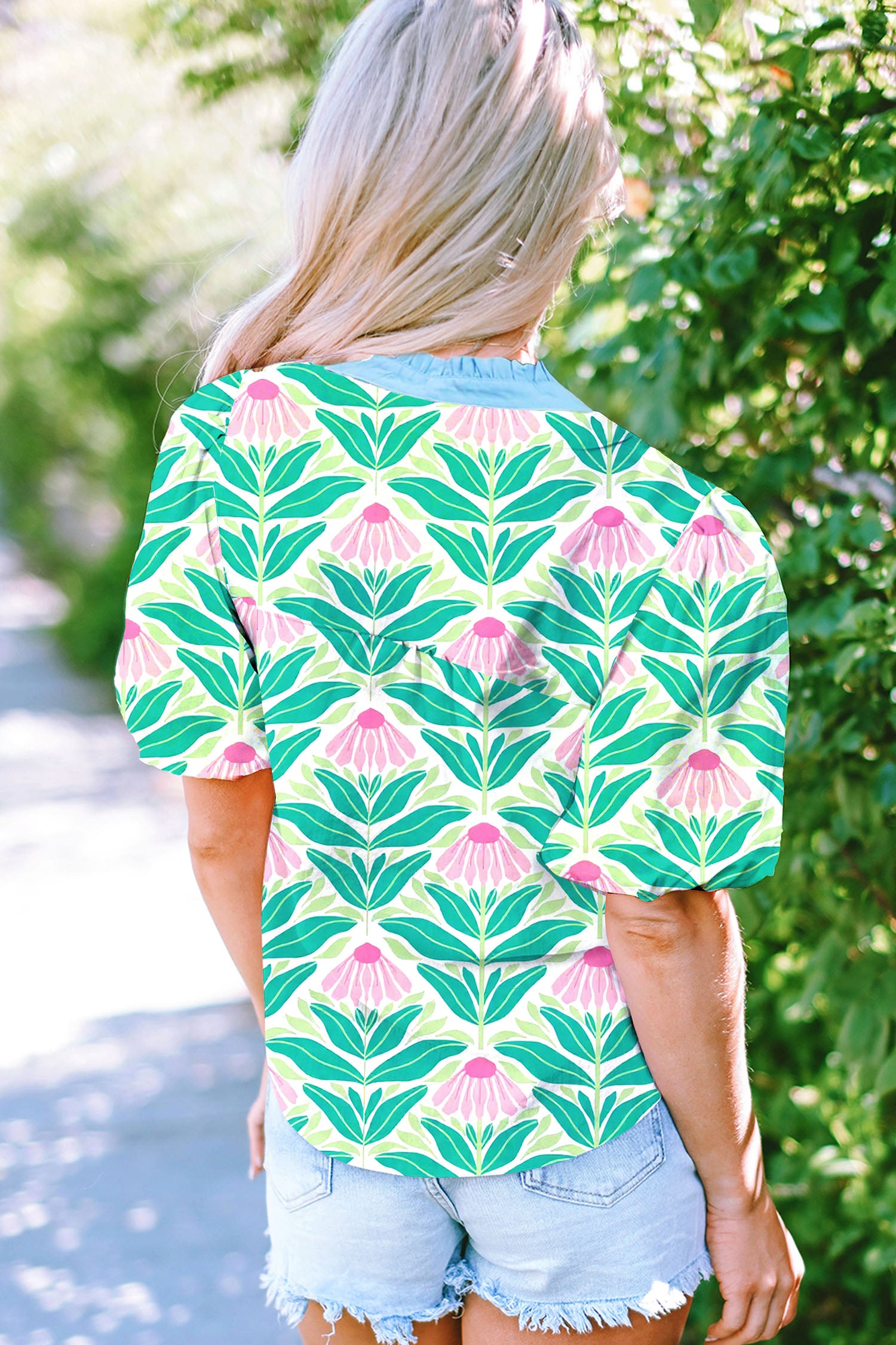 Green Cute Floral Print Short Puff Sleeve Contrast Trim V Neck Blouse