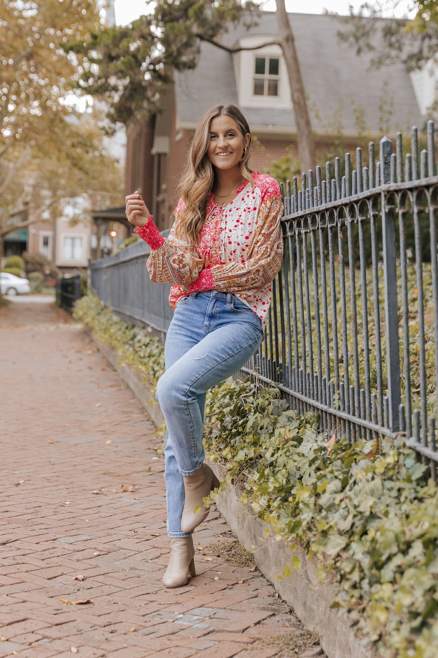 Pink Mixed Floral Printed Puff Sleeve V-Neck Shirt