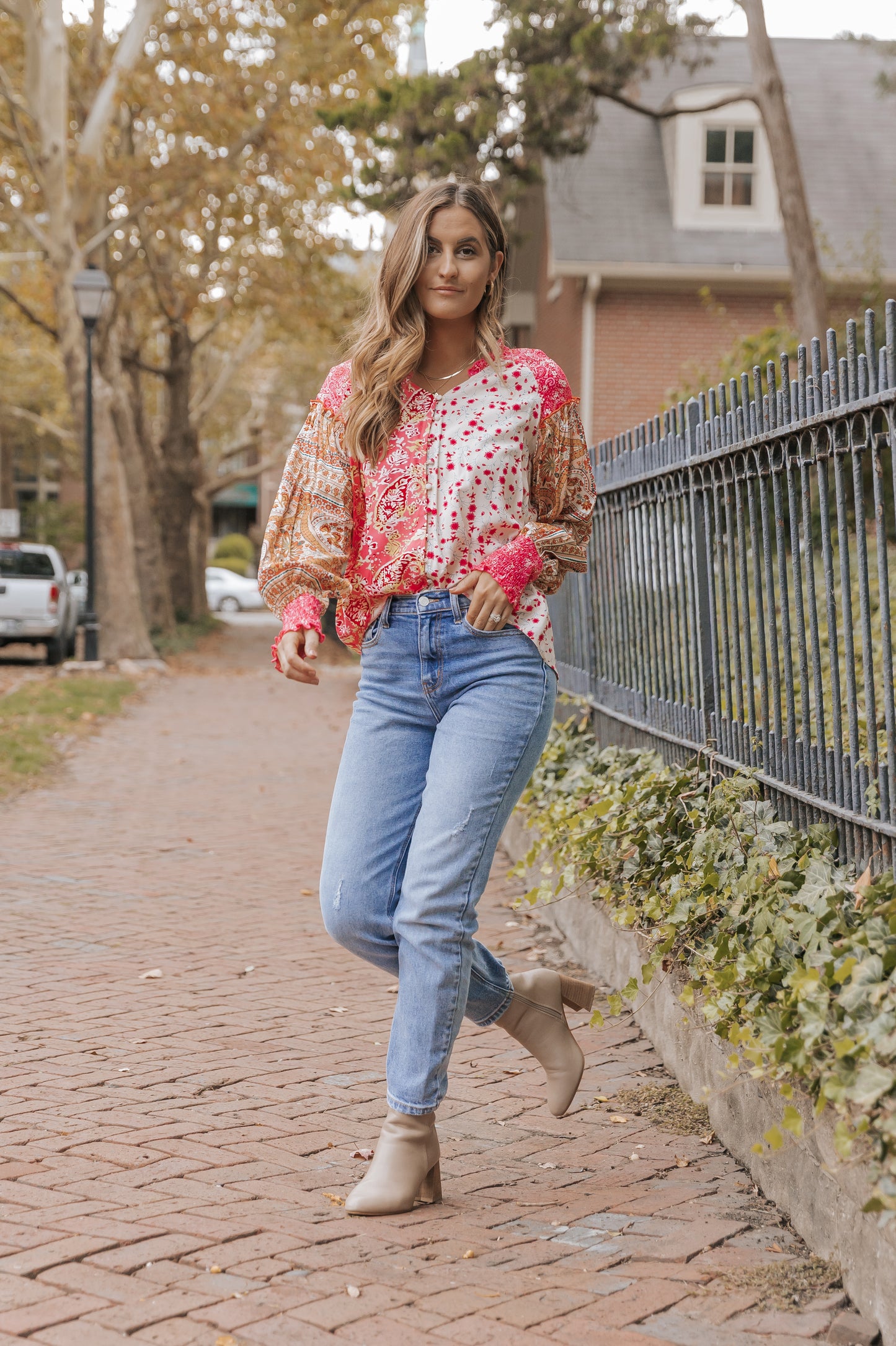 Pink Mixed Floral Printed Puff Sleeve V-Neck Shirt