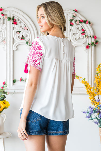 Embroidered Floral Short Sleeves Shift Top