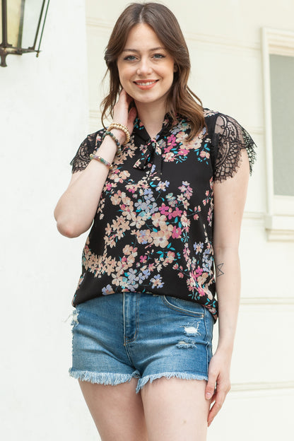 Dainty Floral Print Lace Sleeve Blouse