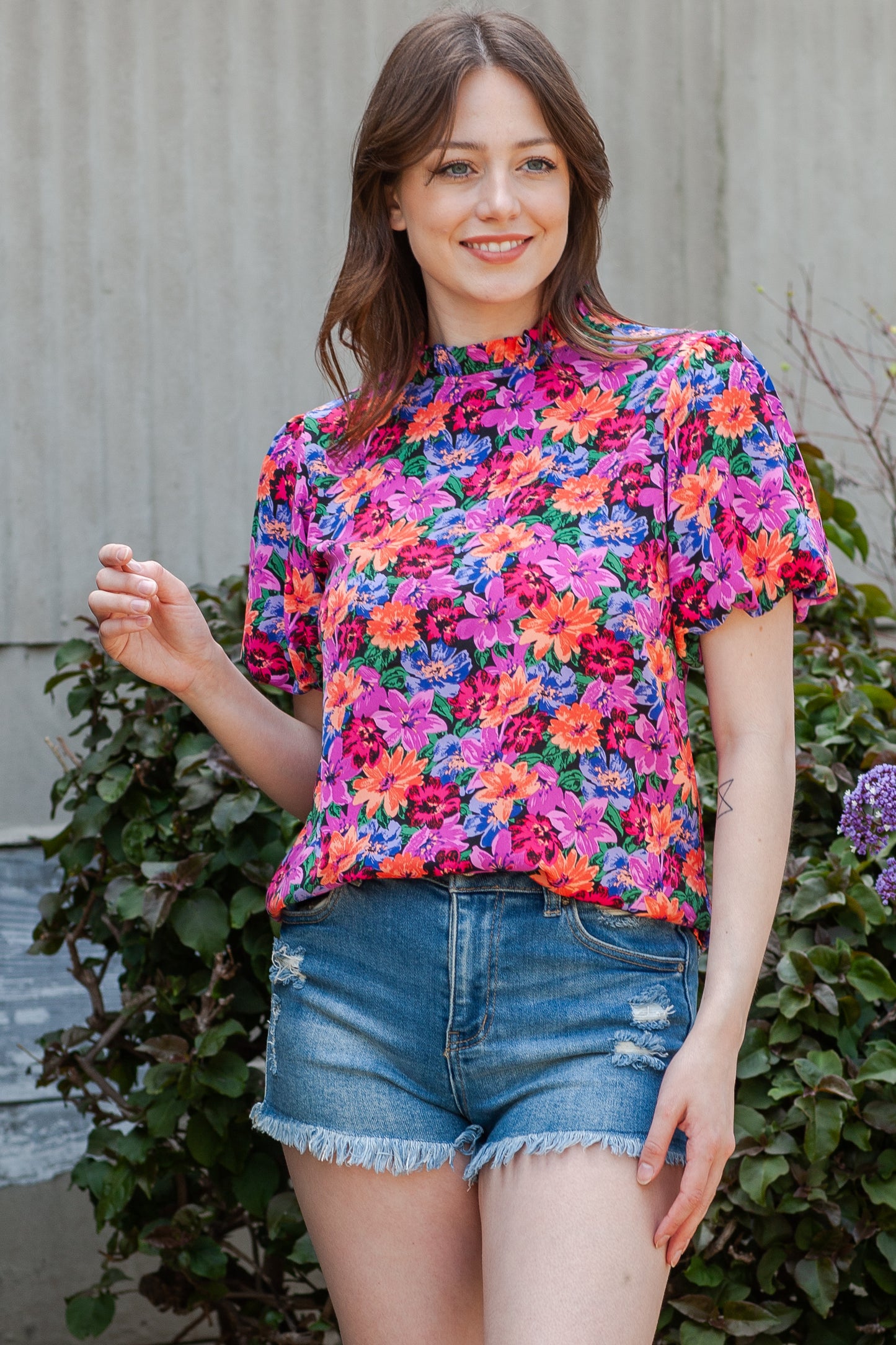 Multicolor Floral Print Round Neck Puff Sleeve Blouse