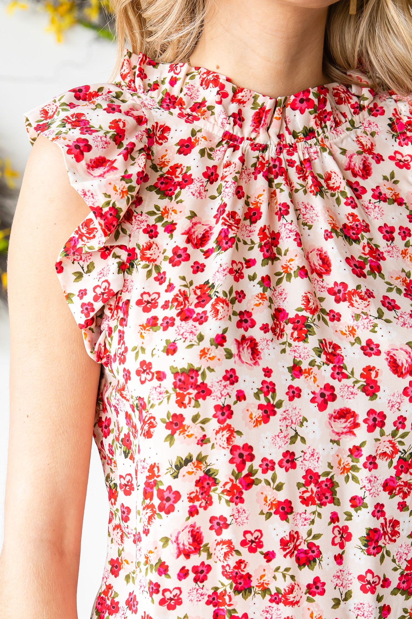 Floral Print Ruffled Mock Neck Sleeveless Top