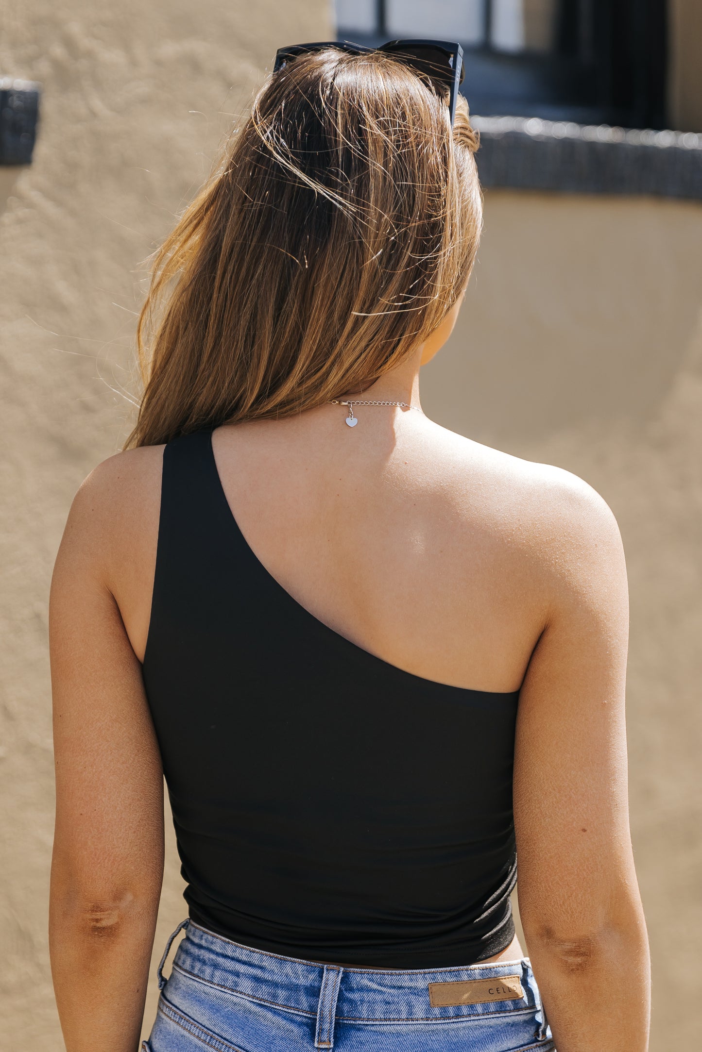 One Shoulder Sleeveless Crop Top