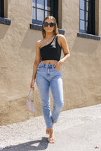 One Shoulder Sleeveless Crop Top